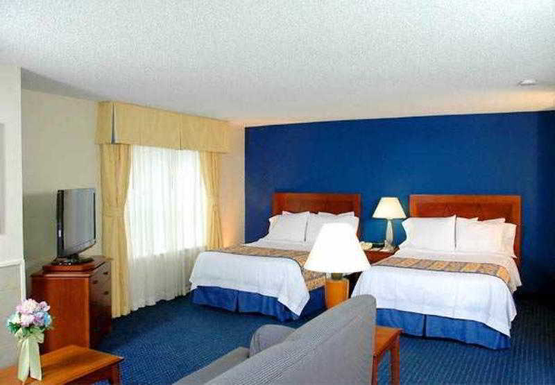 Doral Inn & Suites Miami Airport West Chambre photo